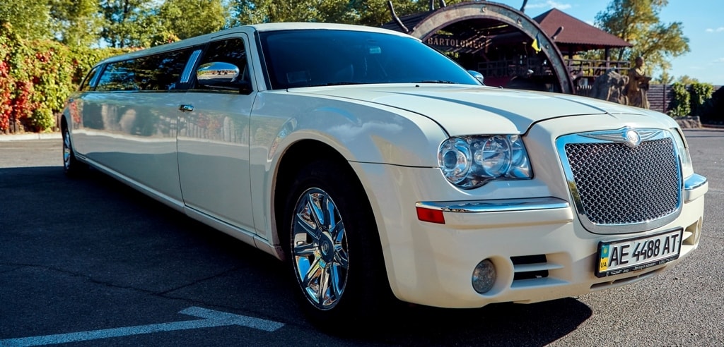 CHRYSLER 300C “VERSACE”
